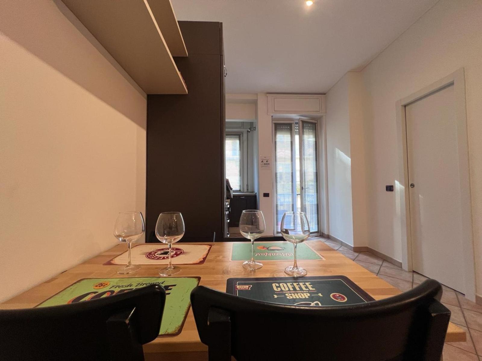 Appartamento Kibilu - Piazzale Archinto 1 - Stazione Garibaldi - Zona Isola